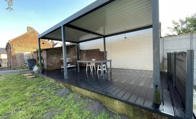 Création d'une terrasse et installation d'une pergola bioclimatique à Saint-Quentin, Saint-Quentin, Avenir Vert